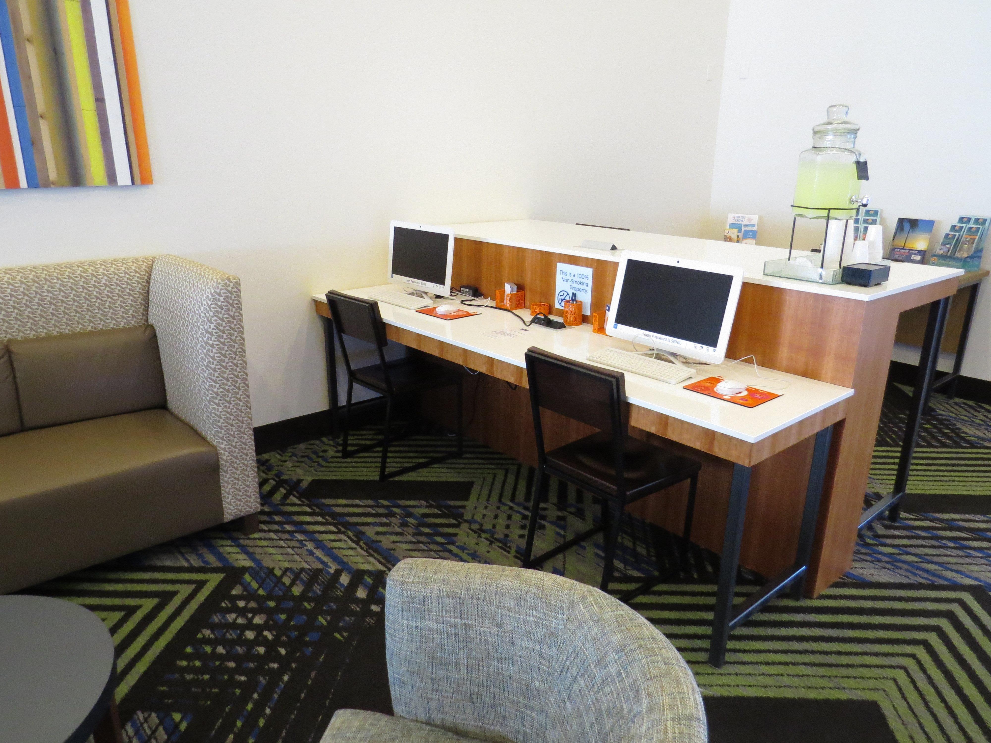 Holiday Inn Express - Spring Hill By Ihg Eksteriør billede