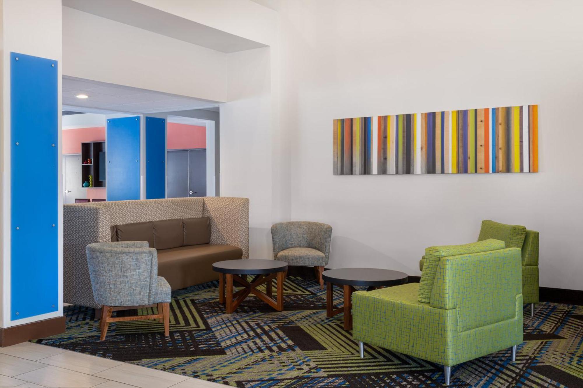 Holiday Inn Express - Spring Hill By Ihg Eksteriør billede